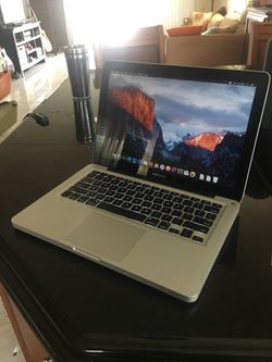 MACBOOK PRO W/CHARGER LIKE NEW