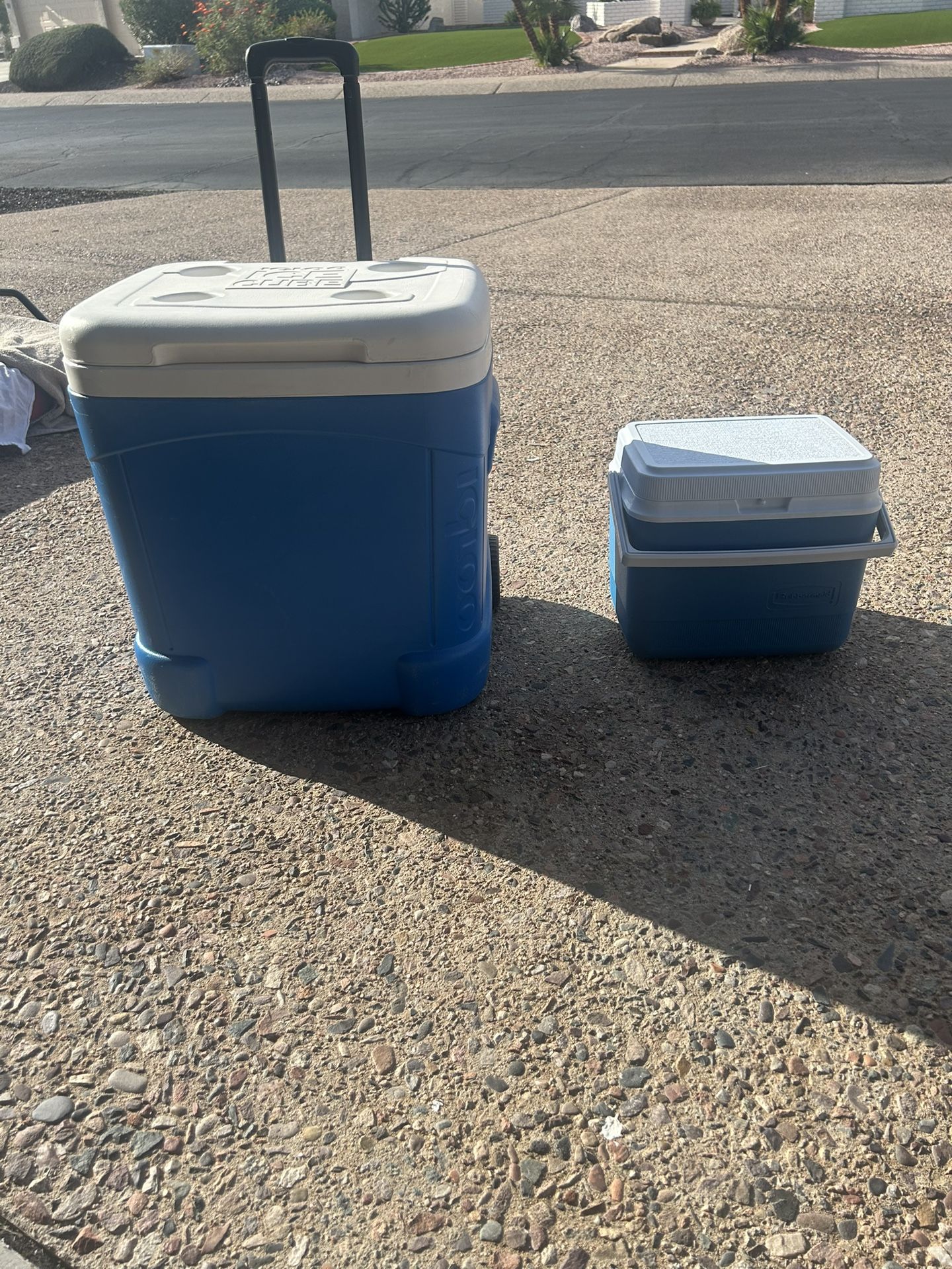 2 coolers