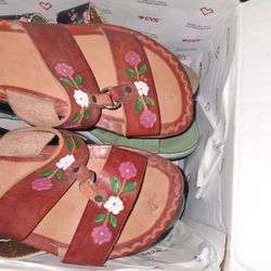 4 Women's Sandals Size 6 Alegria And La Plume