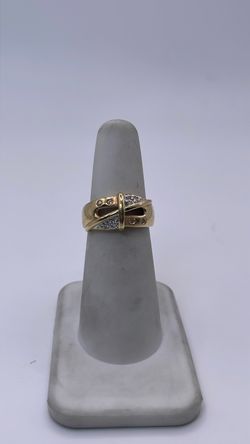 14k gold tone ring with CZ