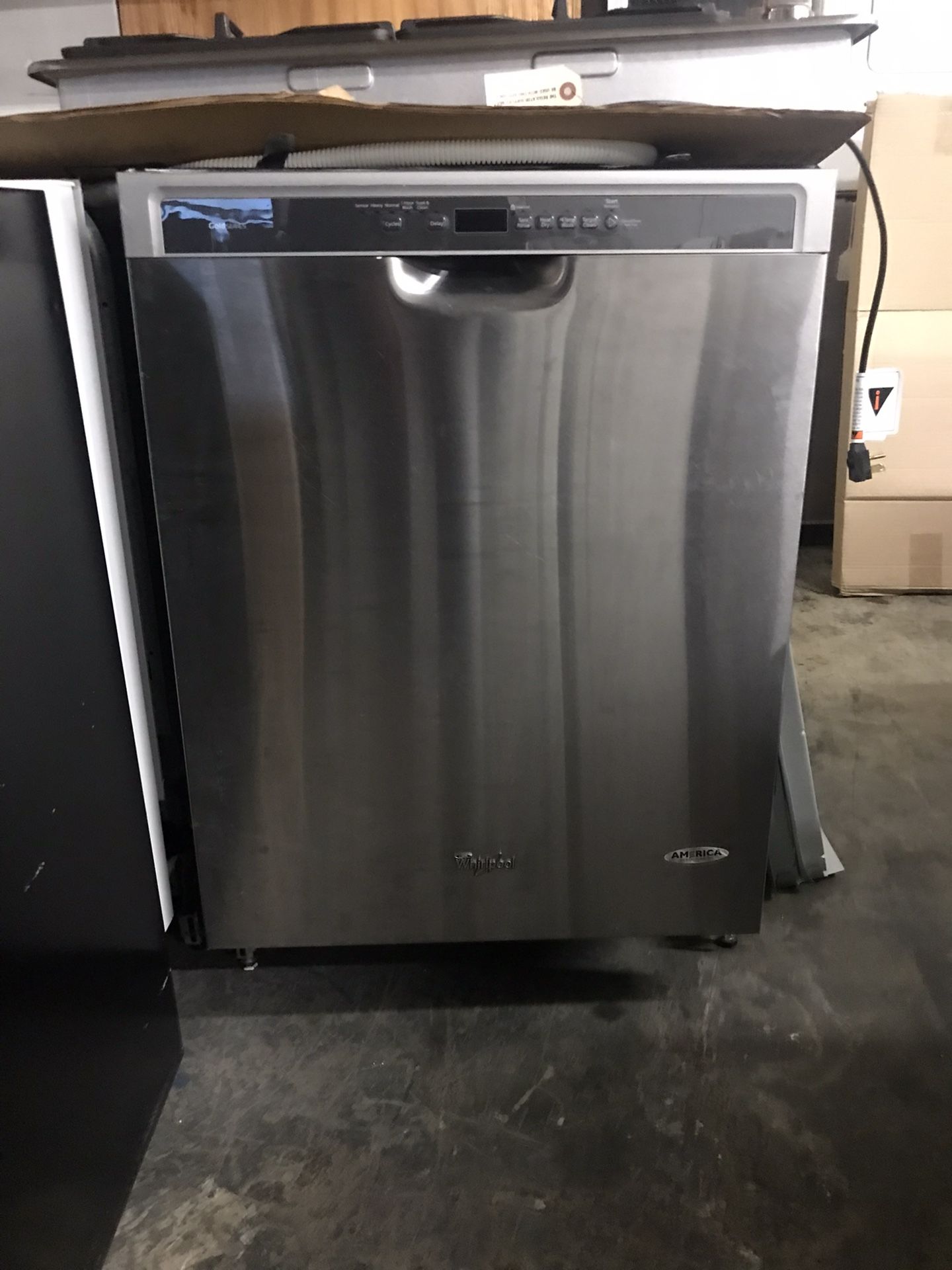 24” Whirlpool Gold Series Dishwasher(Used)