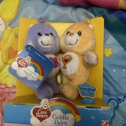 MIB Cuddle Pairs Classic Style Harmony and Champ Care Bears