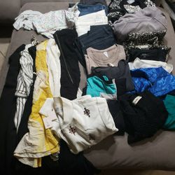 Womens Box Of Clothing 25 Pieces