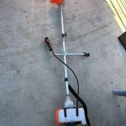 High Power, Professional Gardening Tool In Good Condition Hasn’t Been Used In A While. Just Been In Storage. Make Offer 