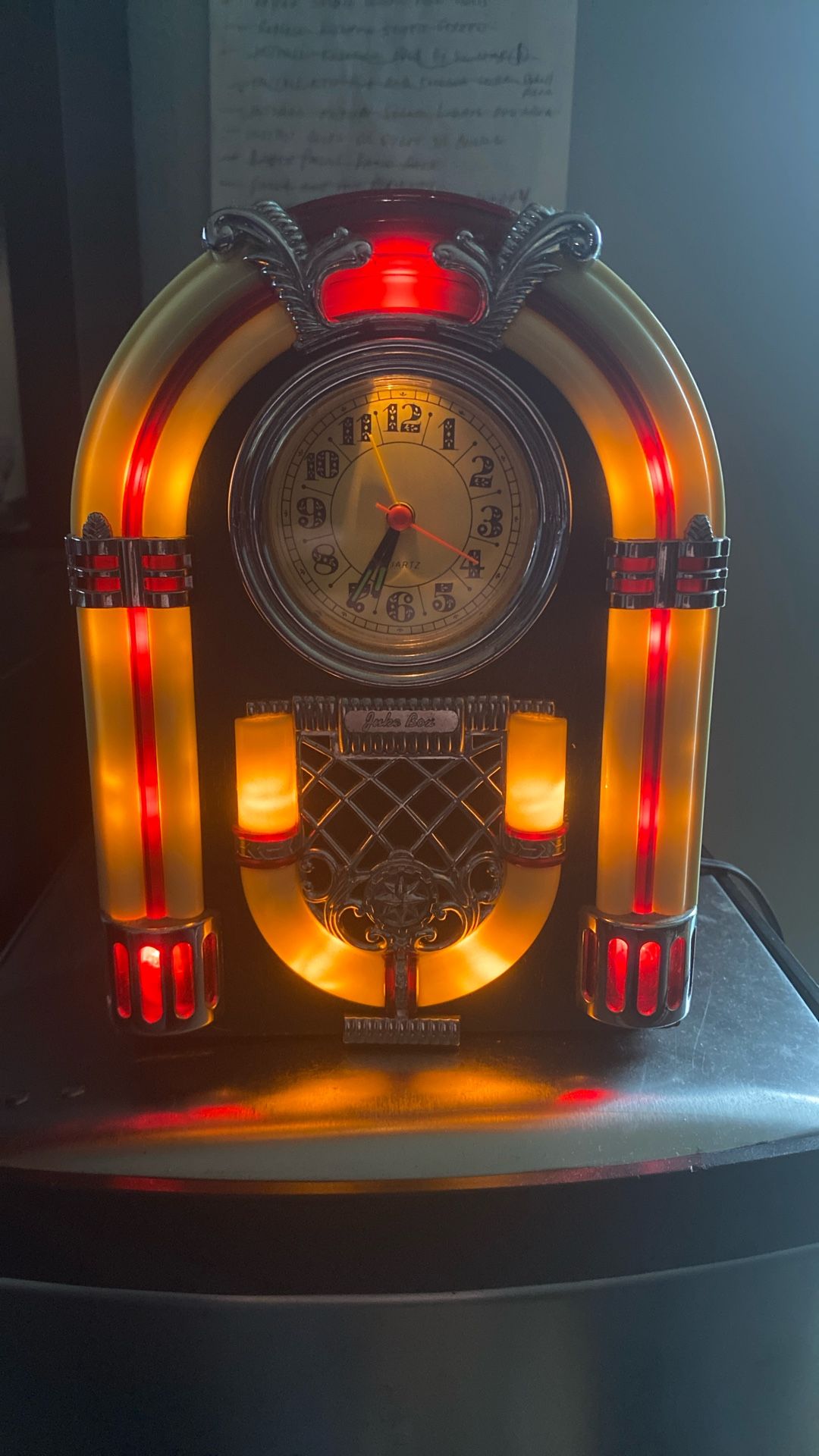 Jukebox Radio Clock