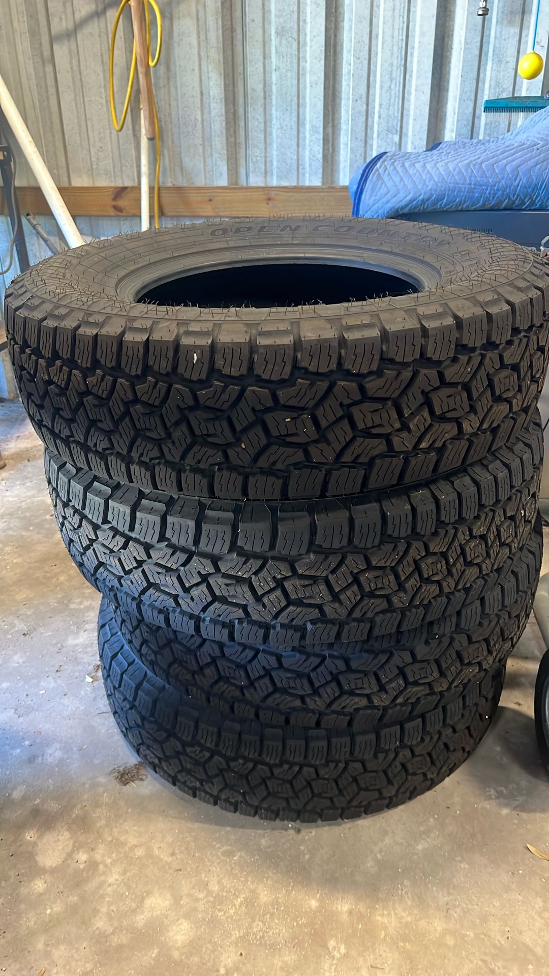 Toyo Open Road Tires P225/75R16 104S
