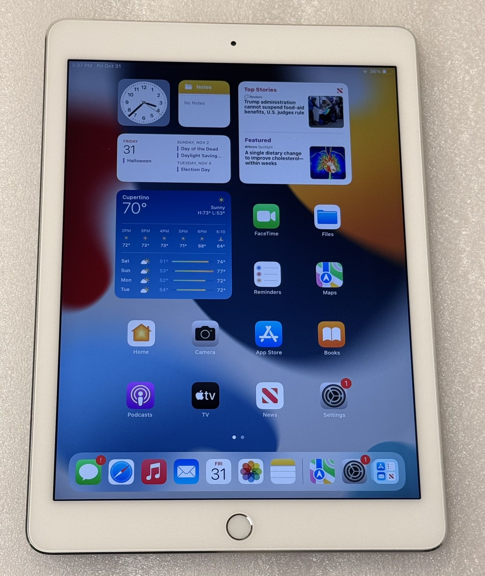 Apple iPad Air 2 2nd Generation  9.7” 16GB Wi-Fi+ Unlocked Cellular Tablet