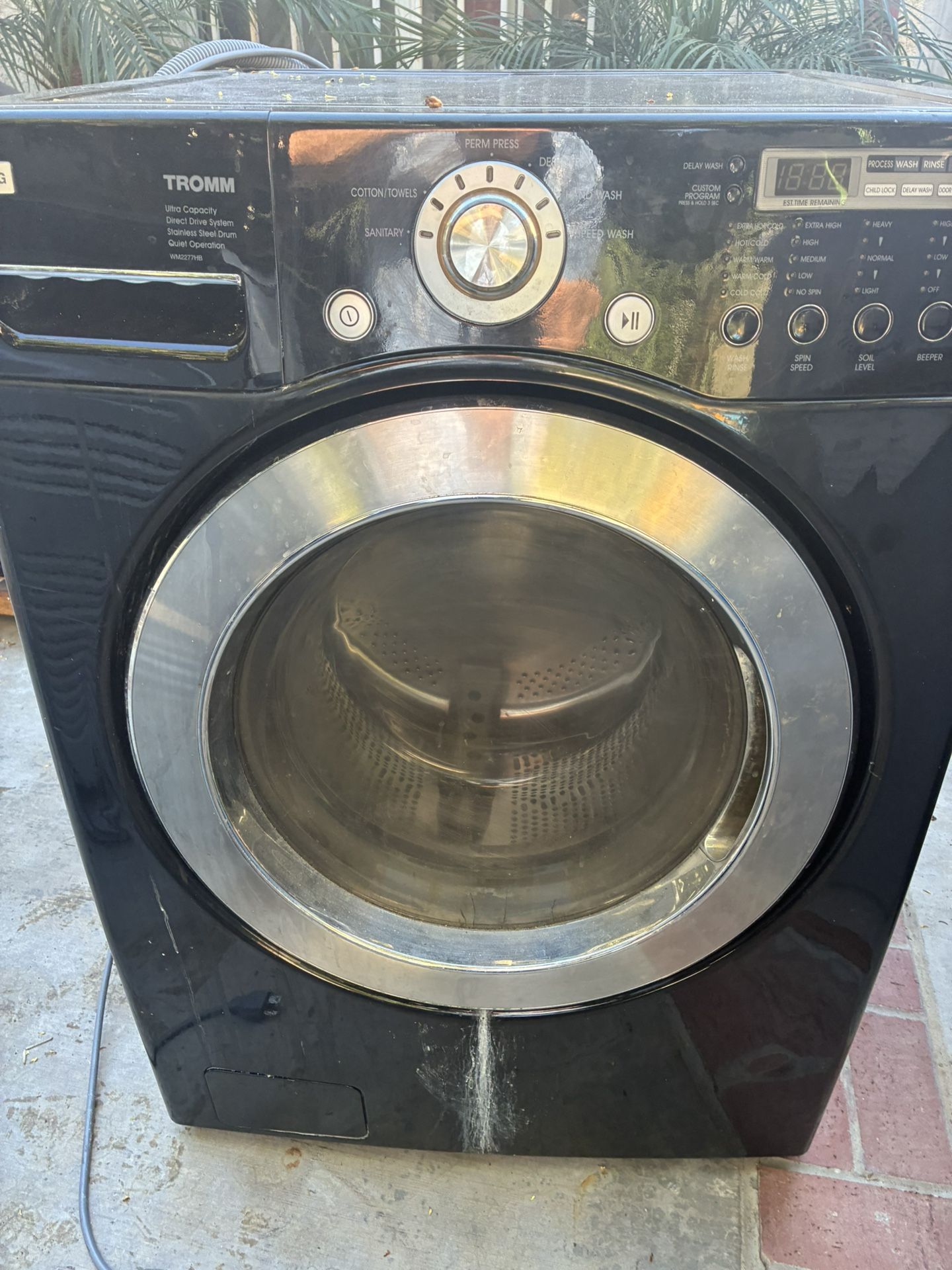 LG washer For Parts