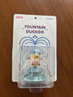 SDCC POP MART FOUNTAIN DUCKOO