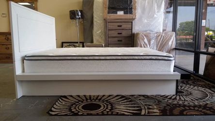 BRAND NEW PLAT FORM BED FRAME AND MATTRESS BUNDLE DEAL