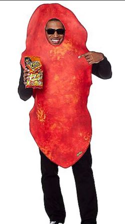 Hot Cheetos couple costumes