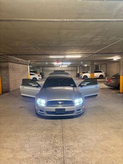2014 Ford Mustang Convertible V6