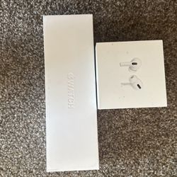Apple Iwatch Series 9 45mm Cellular And AirPods 