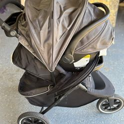 Selling An Evenflo Folio 3 Stroller And Car Seat Set
