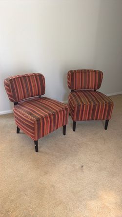 Pair of Pier 1 Accent Chairs – Vintage/Retro Style