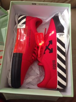 100% authentic OFF WHITE shoes size 9