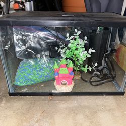 5Gal Fish Tank / Aquarium 