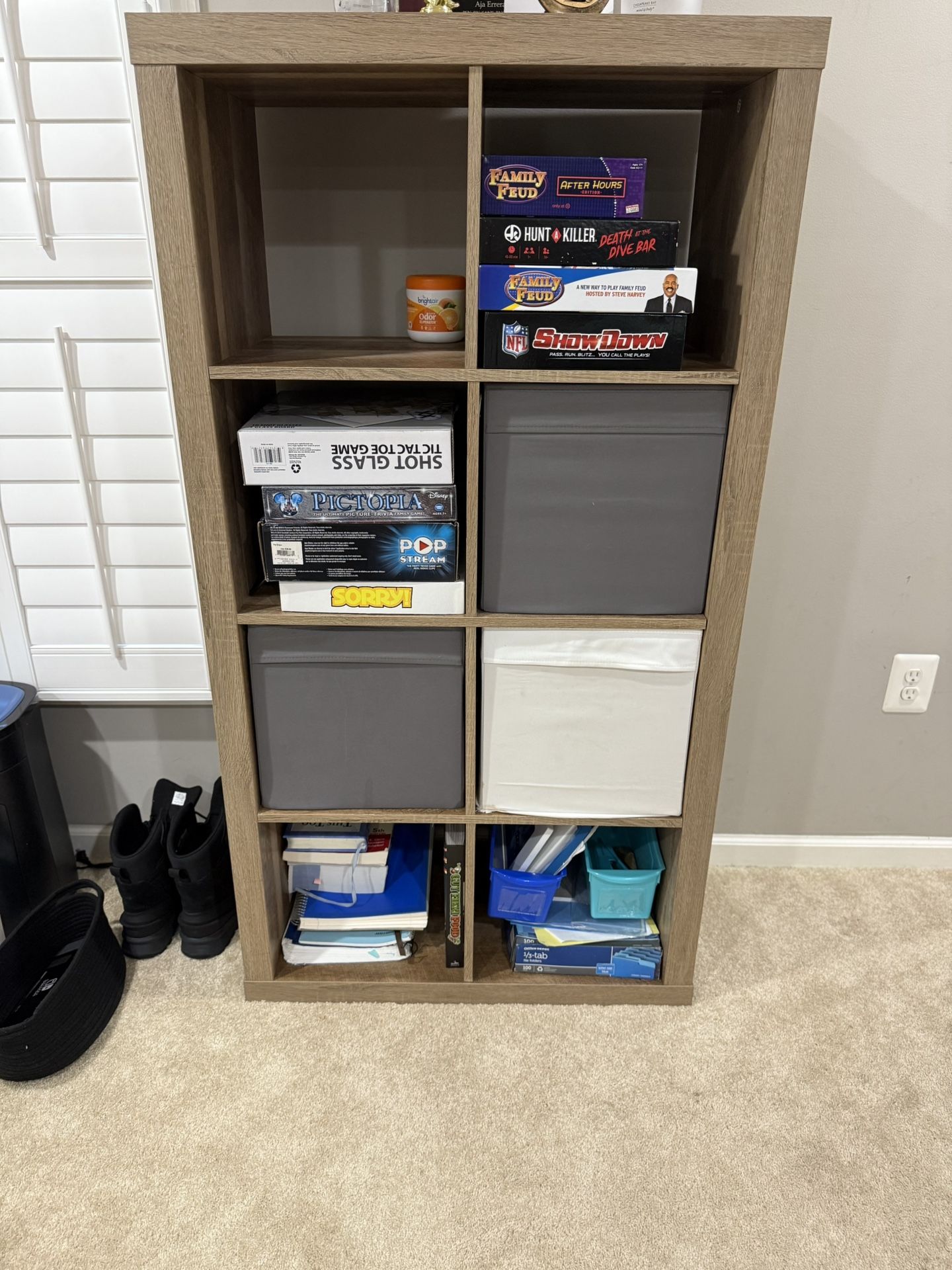8 Section Organizer 