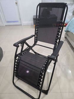 BBL RECOVERY CHAIR and CUSHION