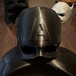 Captain America Helmet/ Casco De Capitán America 