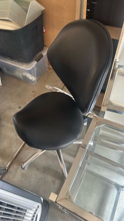 Silla $28 Ergonomics