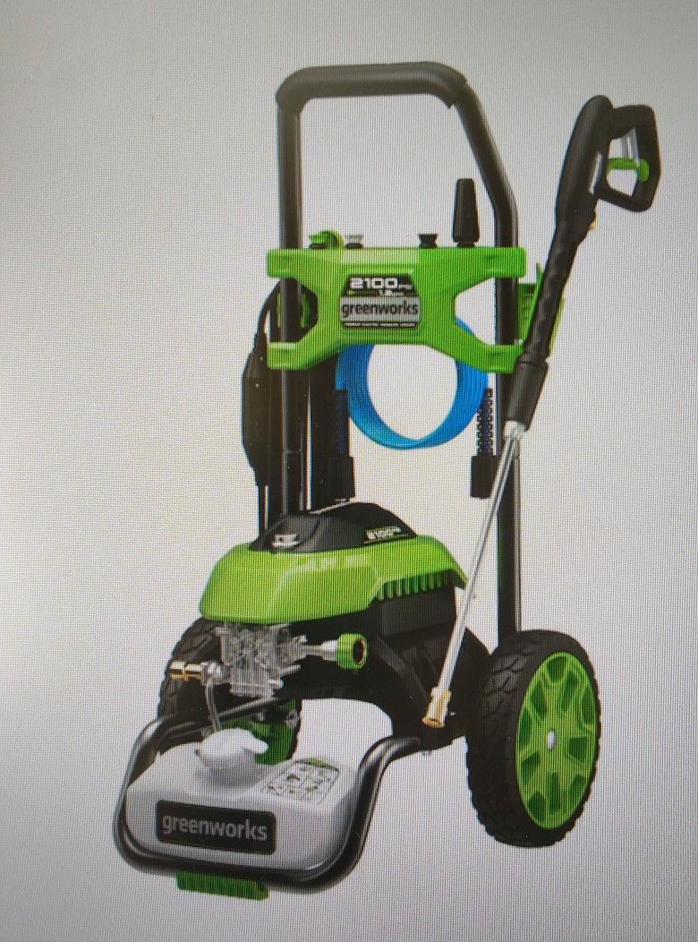 New 2700psi Pressure Washer