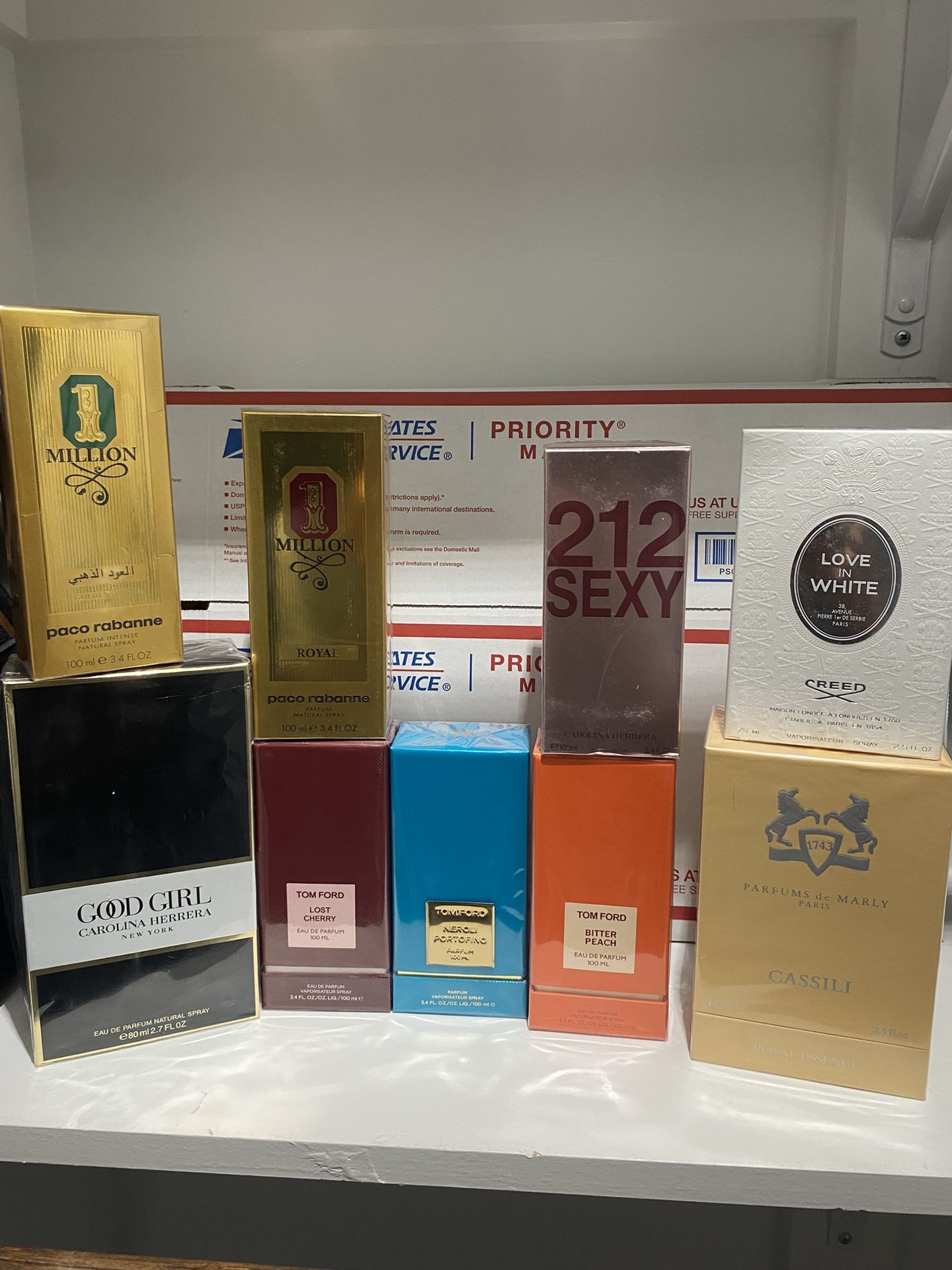 Colognes & Perfumes (Throw Offers)
