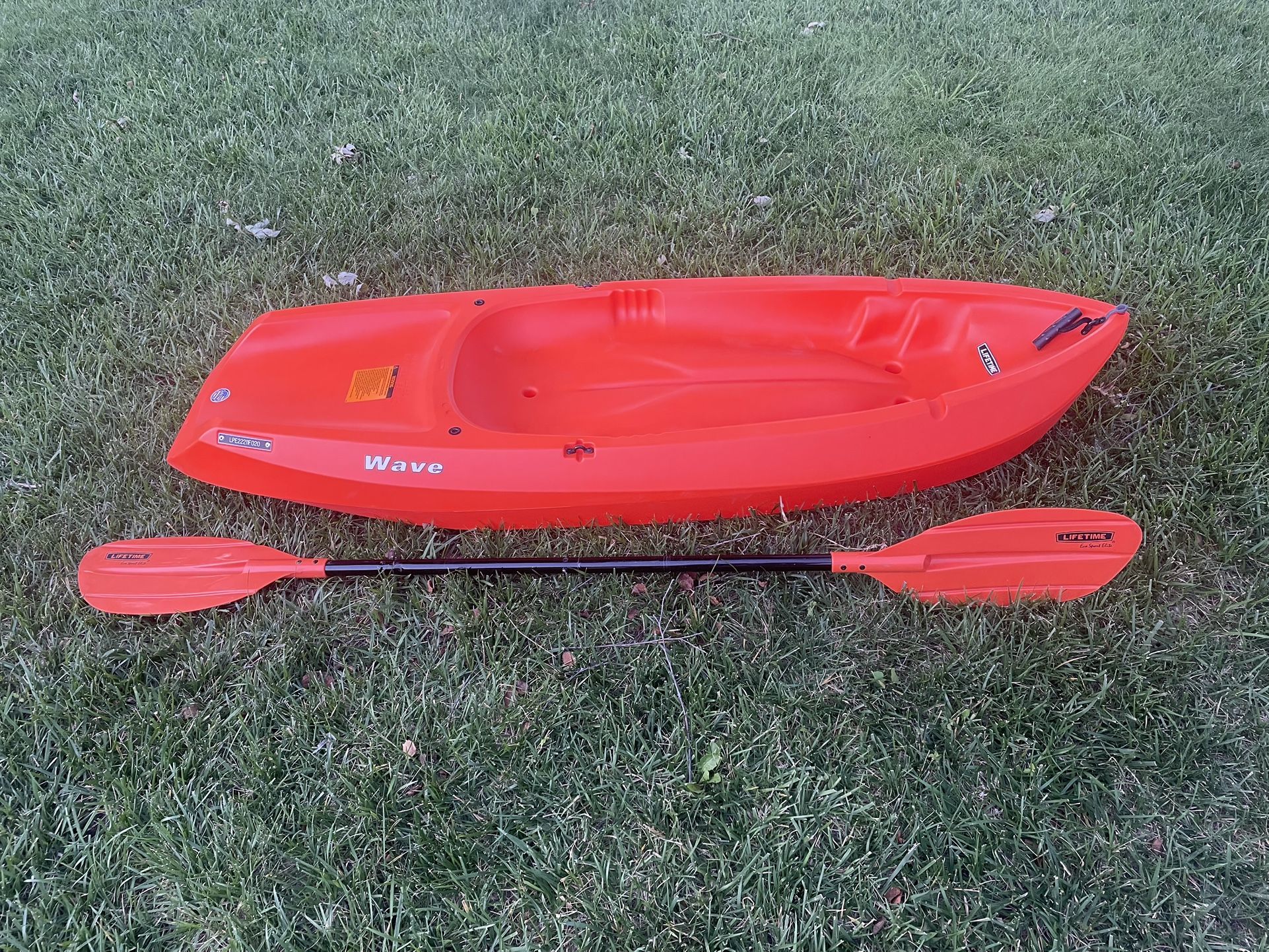 Lifetime Youth 6 Feet Wave Kayak with Paddle, Orange