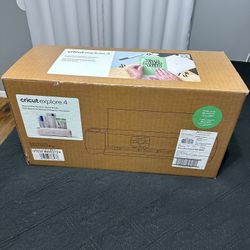 Cricut Explore 4 Starter Bundle Seashell 