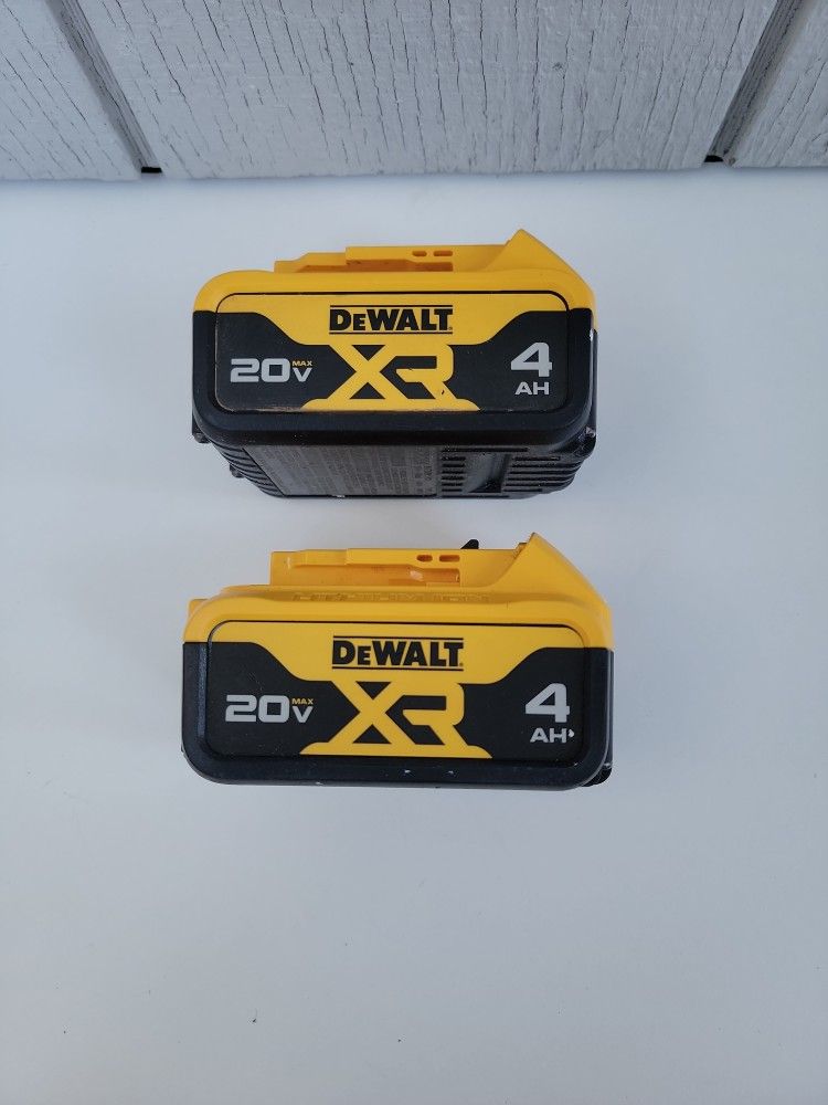 2... DEWALT 20V XR 4AH BATTERYS LIKE NEW