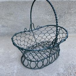 Small green basket