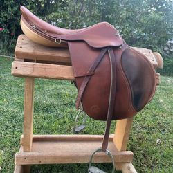 Crosby Jumping Saddle 16”