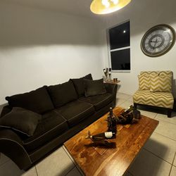 Living Room Sofa/Coffee Table/Side Table/Chevron Chair
