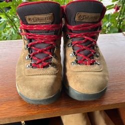 Columbia Hiking Boots