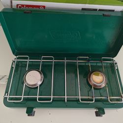 Coleman Perfect Flow 2 Burner Stove 2 Propane Cylinders