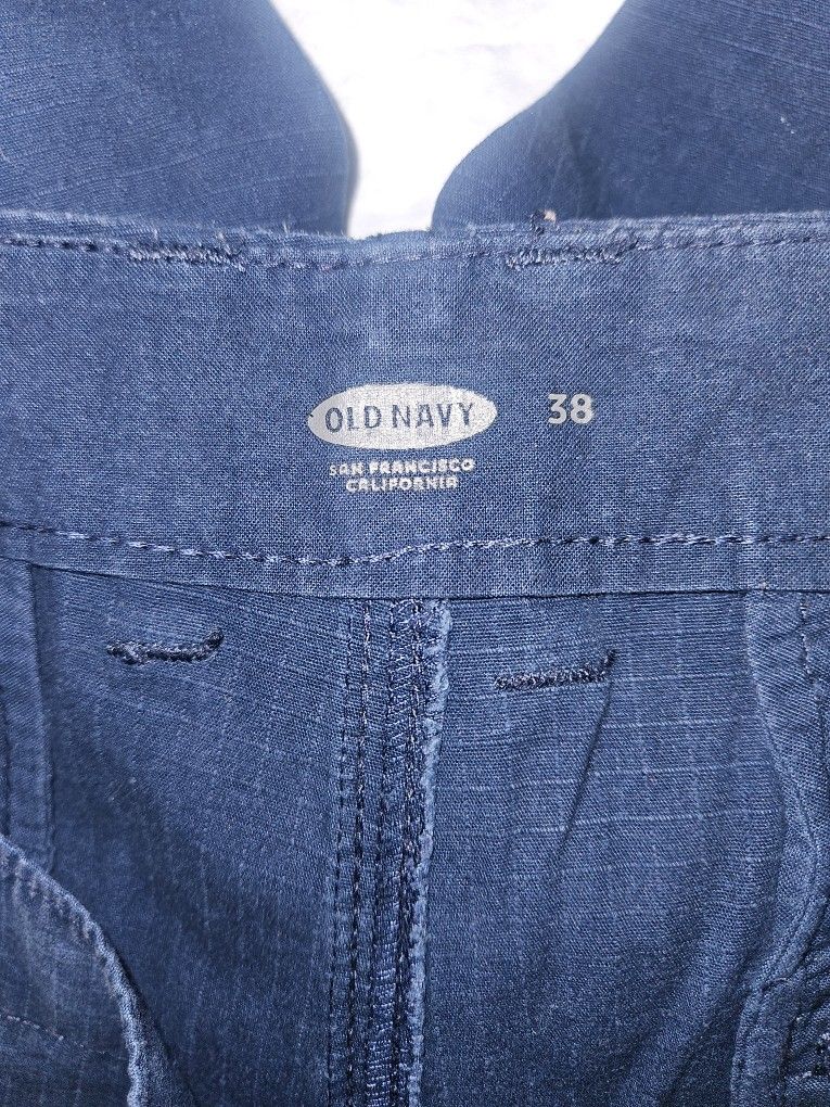 Old Navy MENS 38 Shorts