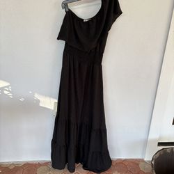 Aurora black one shoulder chiffon like maxi dress