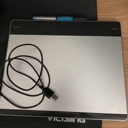 Wacom CTH-680 Intuos Pen And Touch Medium Tablet