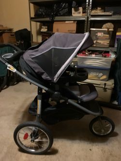 Graco Fast Action Jogger Stroller