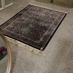 38 x 55in ✨ Beautiful Vintage-Style Area Rug – Great Condition! ✨