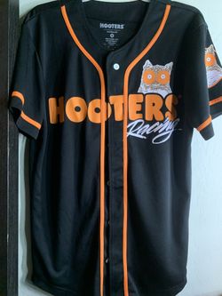Hooters jersey