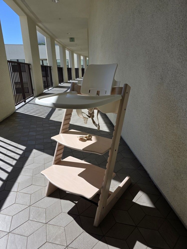 Stokke Tripp Trapp High Chair