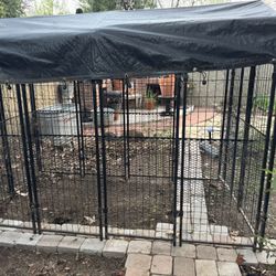 Lucky Dog Villa Stay Kennel 4ftx8ft