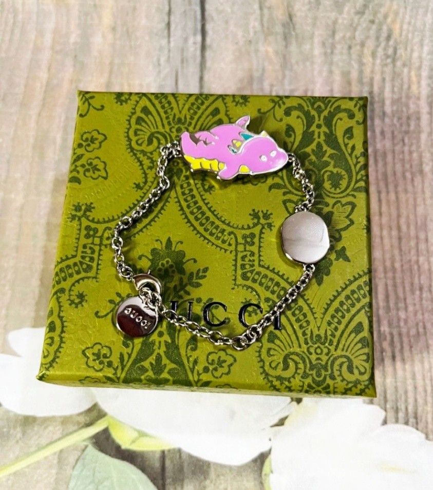 Adorable Pink Dolphin Charm Bracelet - Stylish & Unique Gift
