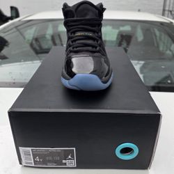 Retro 11 Gammas Size 4y 