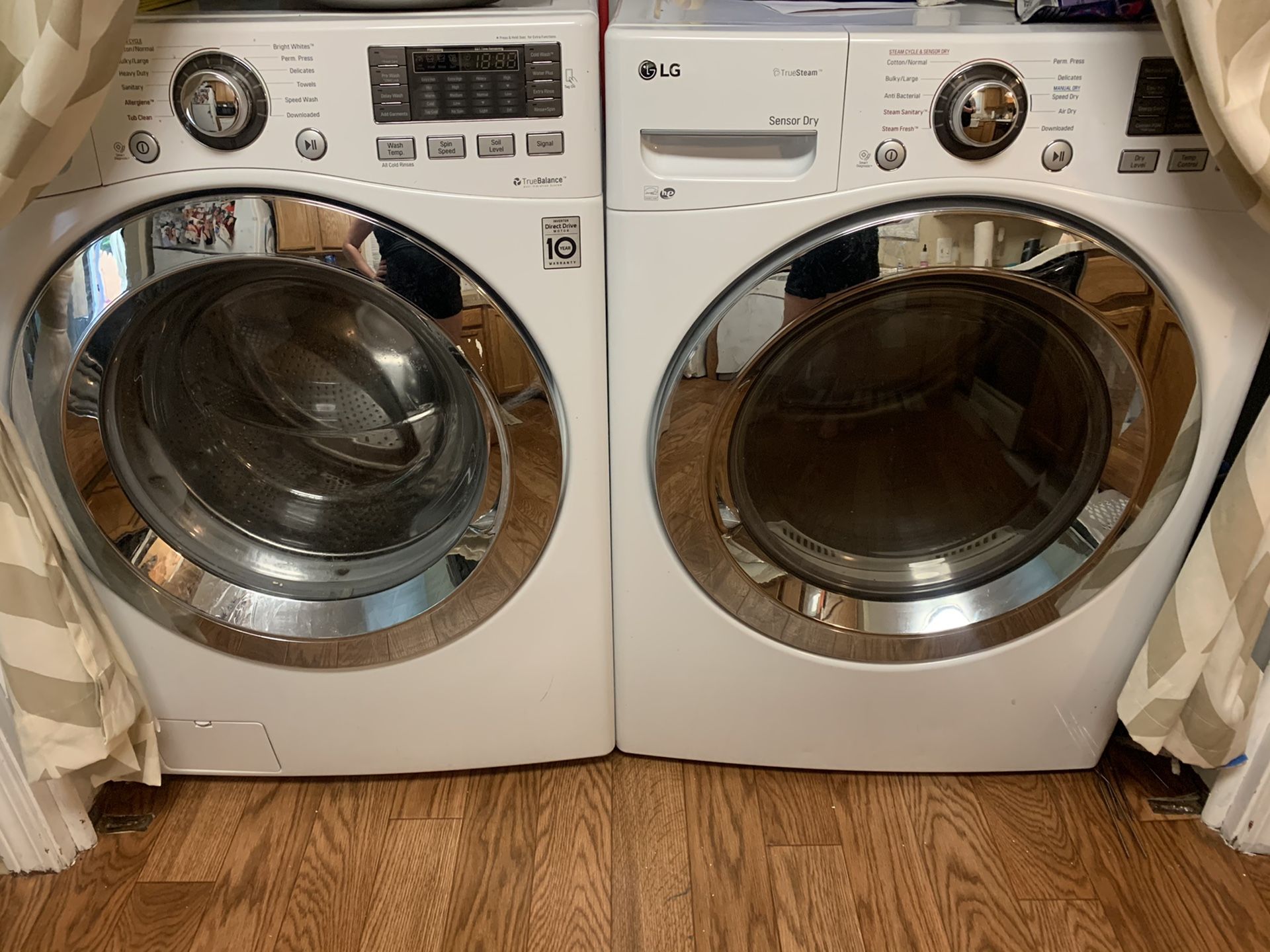 LG direct drive washer and electric dryer high efficiency