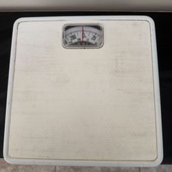 Analog Bathroom Scale