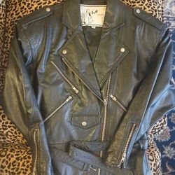Vintage 1980's Women's LEATHER MOTO BILER JACKET.  L.A. STUDIO PUNK GRUNGE LIKE NEW!