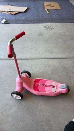 Radio Flyer Scooter