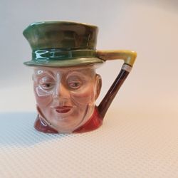 MACAWBER #674 BESWICK ROYAL DOULTON TOBY MUG 3-1/2" H
